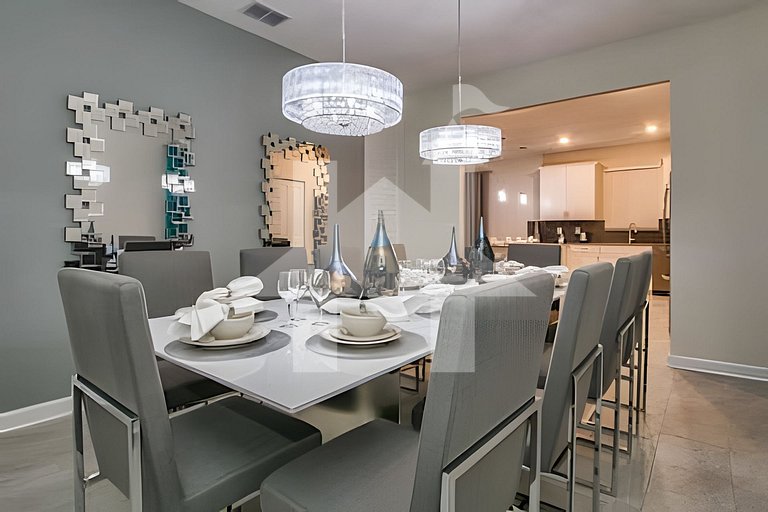 Casa 7Q perto da Disney com Piscina e Games