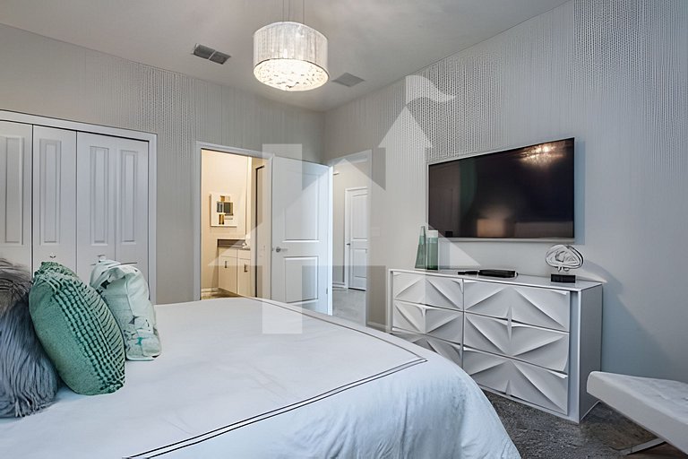 Casa 7Q perto da Disney com Piscina e Games