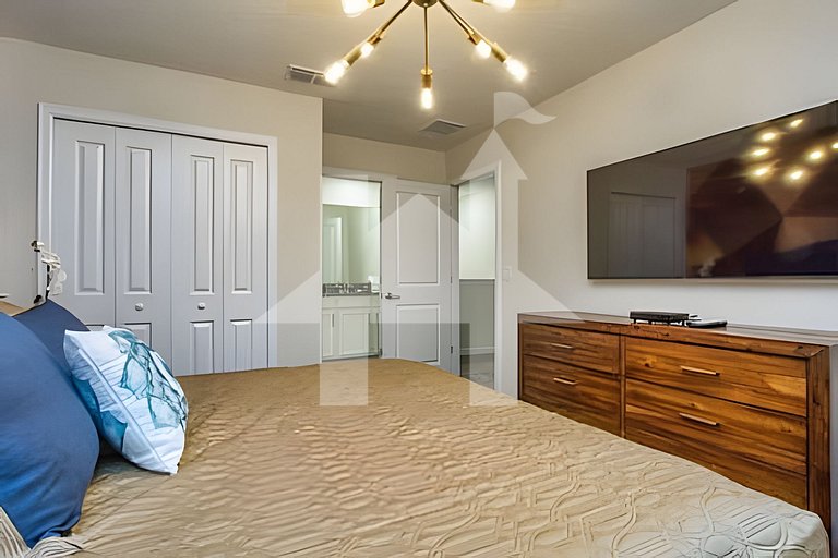 Casa 7Q perto da Disney com Piscina e Games