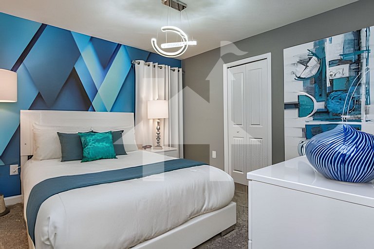 Casa 7Q perto da Disney com Piscina e Games