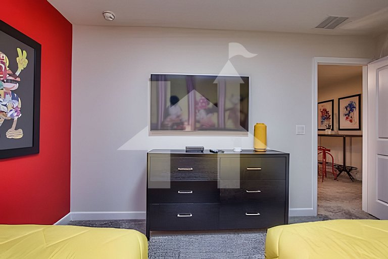 Casa 7Q perto da Disney com Piscina e Games