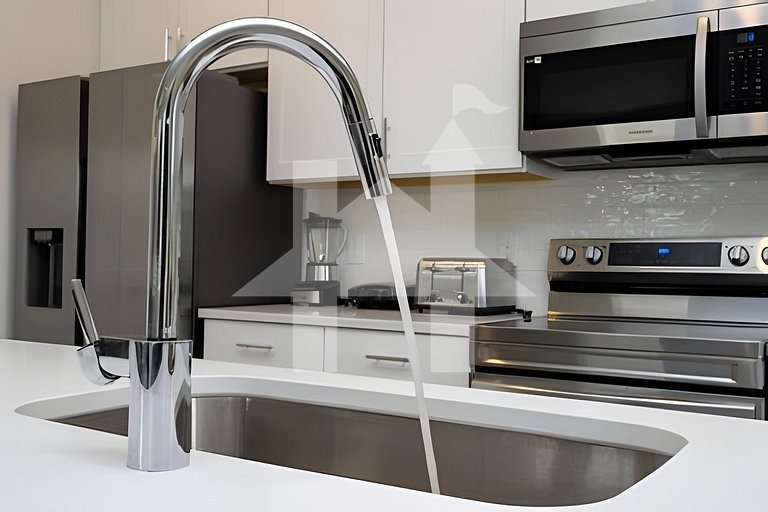 Vacation Home Near Disney, 4 bedrooms