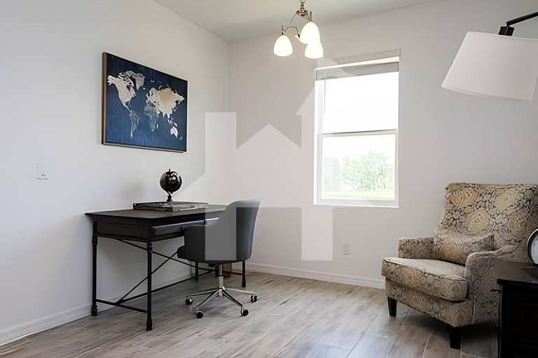 Vacation Home Near Disney, 4 bedrooms