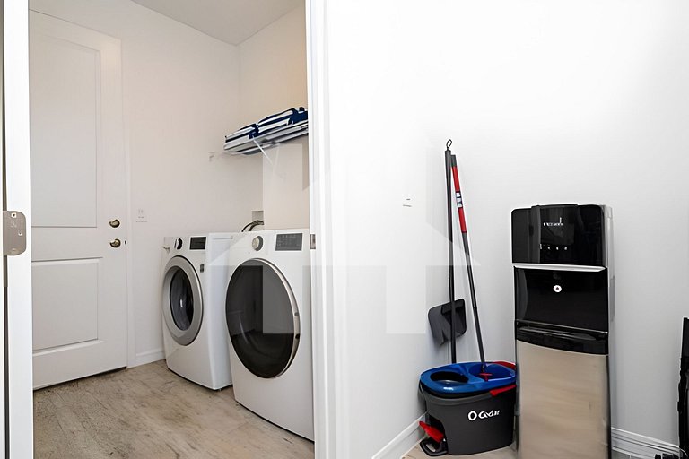 Vacation Home Near Disney, 4 bedrooms