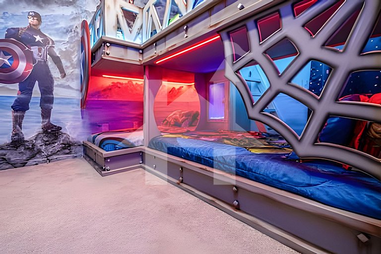 Vacation Home Near Disney, 6 bedrooms