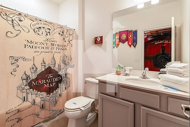 Vacation Home Near Disney, 6 bedrooms
