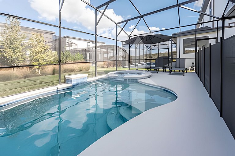 59546Q Luxury 6BR Villa | Prime Location, Pool & Cinema