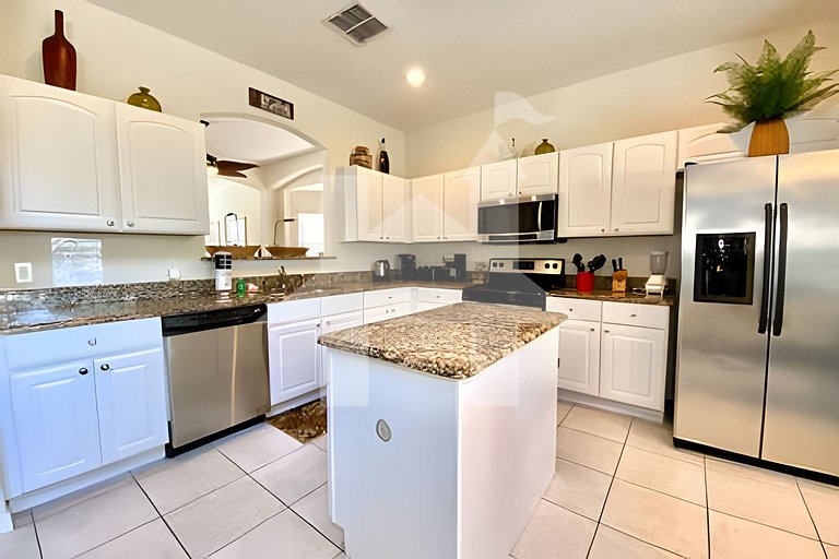 Vacation Home Near Disney, 6 bedrooms