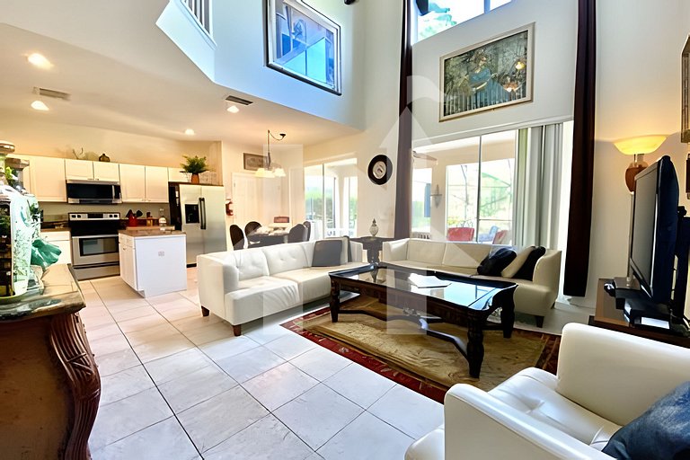 Vacation Home Near Disney, 6 bedrooms