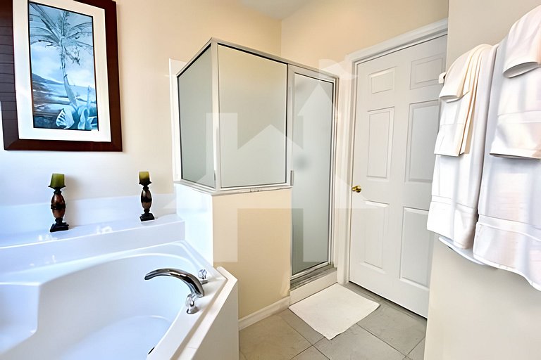 Vacation Home Near Disney, 6 bedrooms