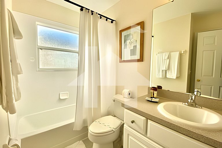 Vacation Home Near Disney, 6 bedrooms
