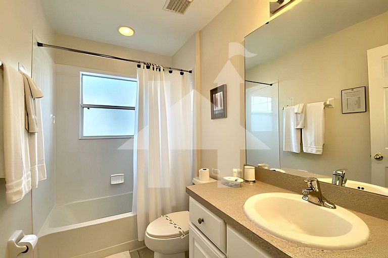 Vacation Home Near Disney, 6 bedrooms
