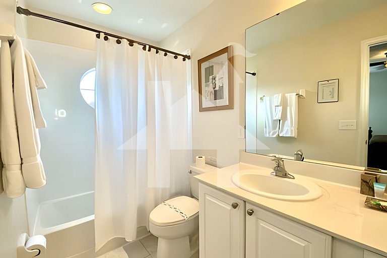 Vacation Home Near Disney, 6 bedrooms