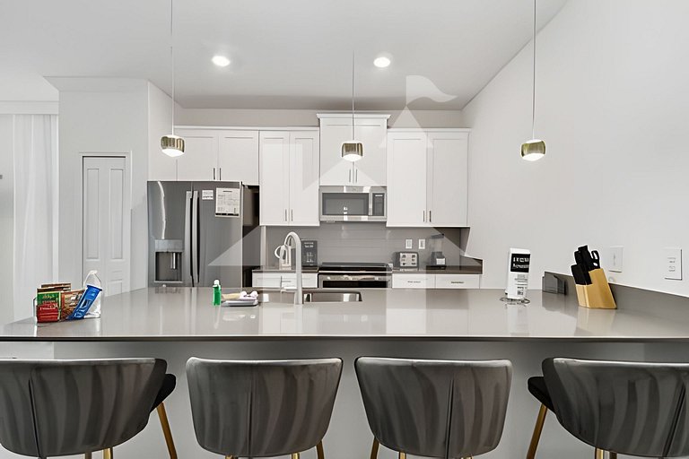 Vacation Home Near Disney, 5 bedrooms