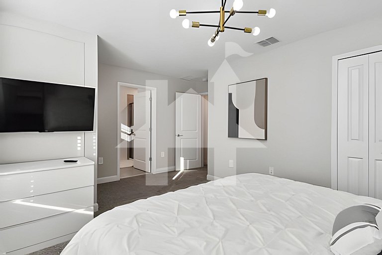 Vacation Home Near Disney, 5 bedrooms