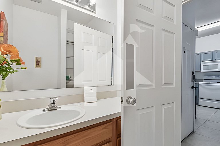 977 Lovely And Charming Home Near Disney 3BD/2.5BA