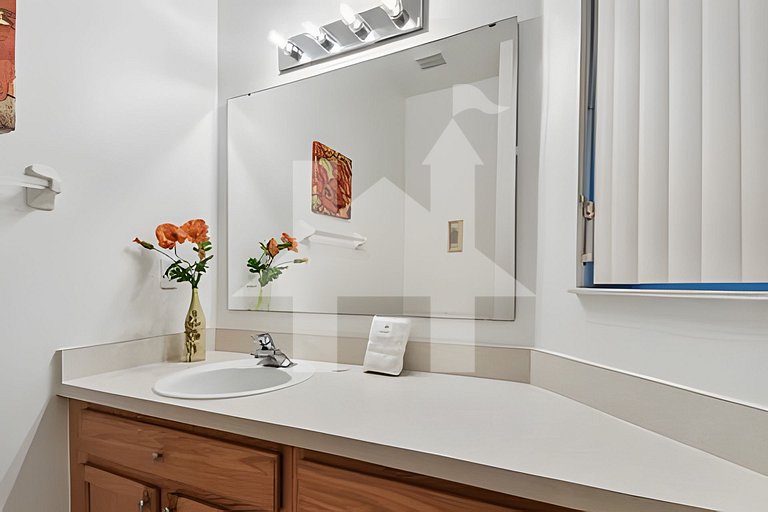 977 Lovely And Charming Home Near Disney 3BD/2.5BA