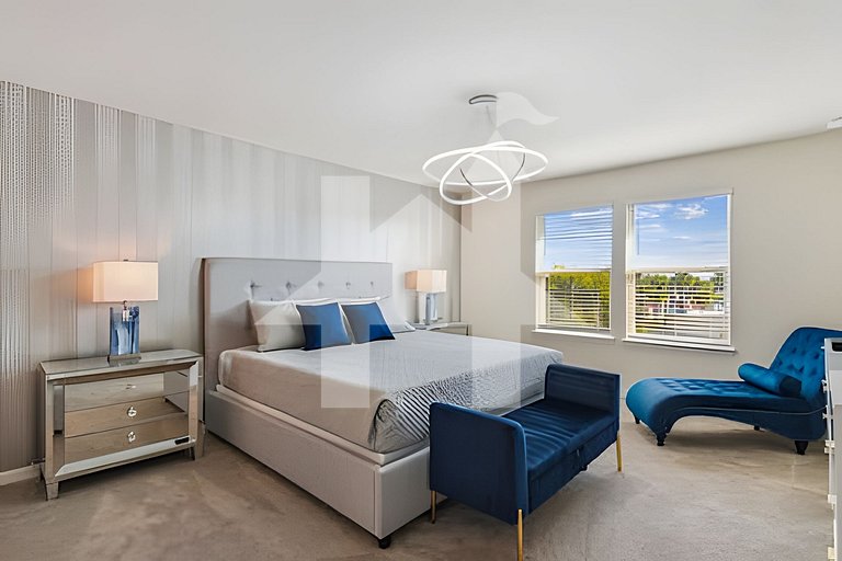 Vacation Home Near Disney, 5 bedrooms