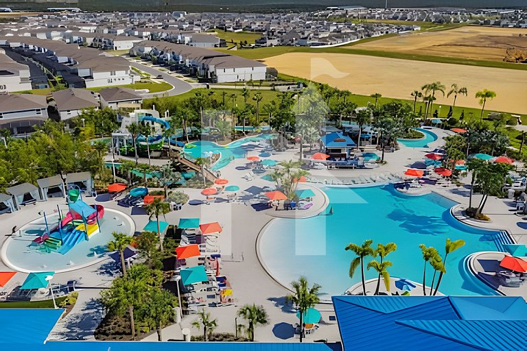 Vacation Home Near Disney, 5 bedrooms