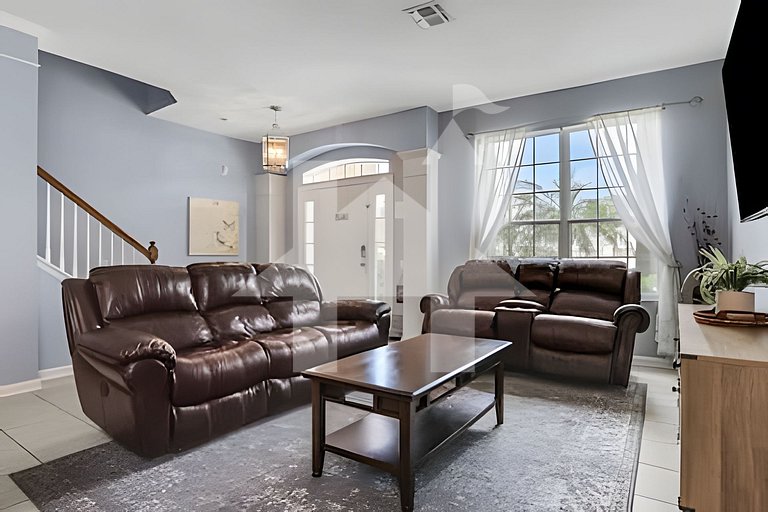 Casa 6Q Familiar c/ Game Room Marvel e Piscina