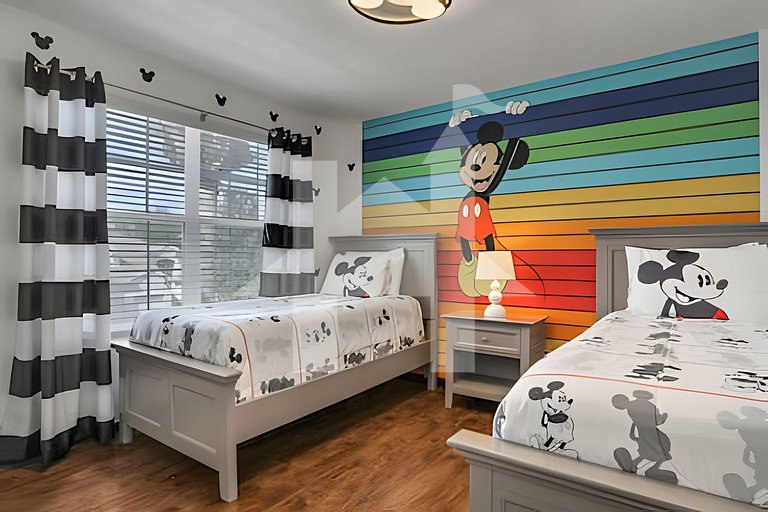 Casa 6Q Familiar c/ Game Room Marvel e Piscina