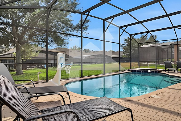 Family 6BR Villa w/ Marvel Game Room & Pool