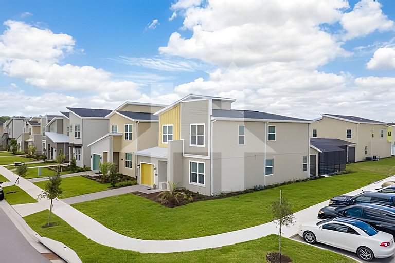 Vacation Home Near Disney, 5 bedrooms