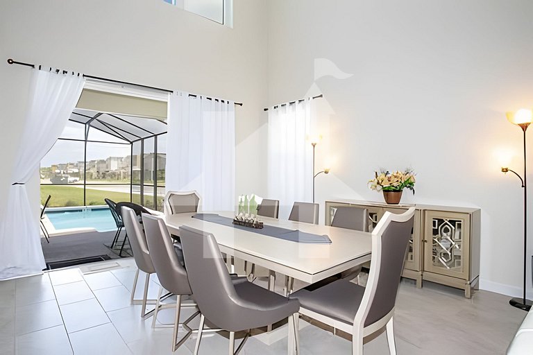 Vacation Home Near Disney, 5 bedrooms