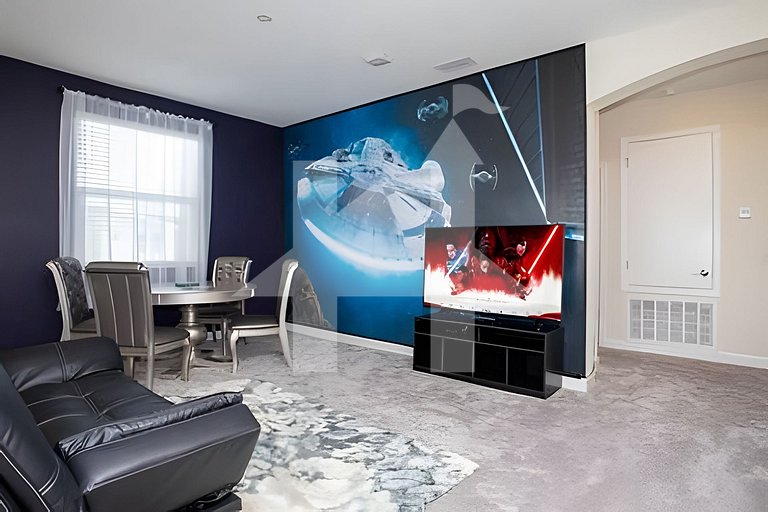 Vacation Home Near Disney, 5 bedrooms