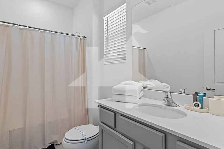 Vacation Home Near Disney, 9 bedrooms