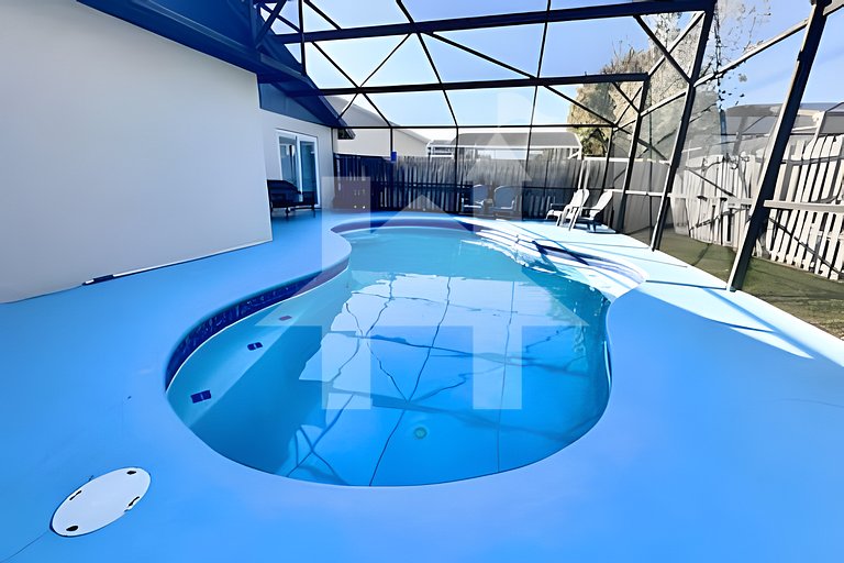 10 mins to Disney! 3BD/2BA Villa w/ Private Pool Indian Well