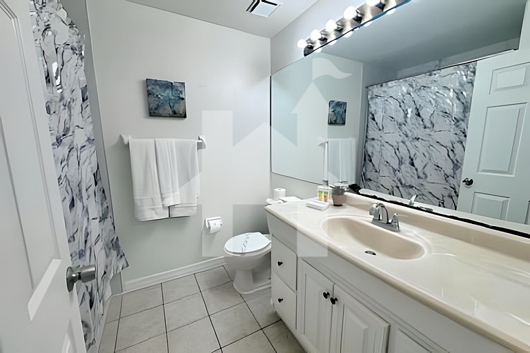 Prime location! Cozy 3BD/2BA Villa near Disney