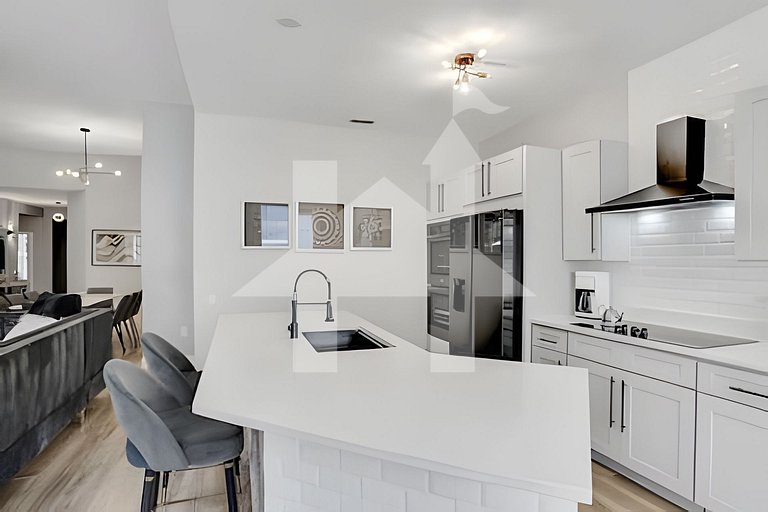 Luxo 5Q Windsor Hills c/ Piscina e Game Room