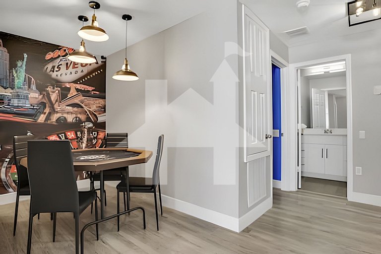 Luxo 5Q Windsor Hills c/ Piscina e Game Room