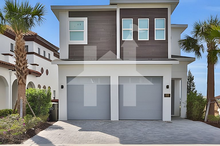 Vacation Home Near Disney, 6 bedrooms