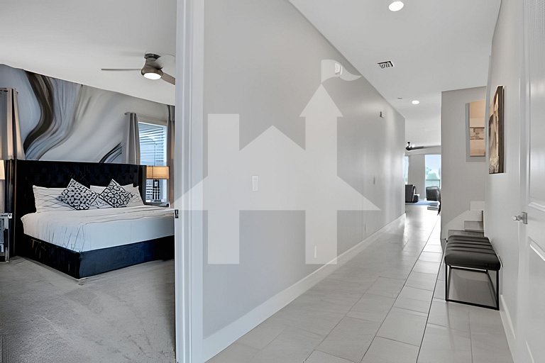 Vacation Home Near Disney, 6 bedrooms