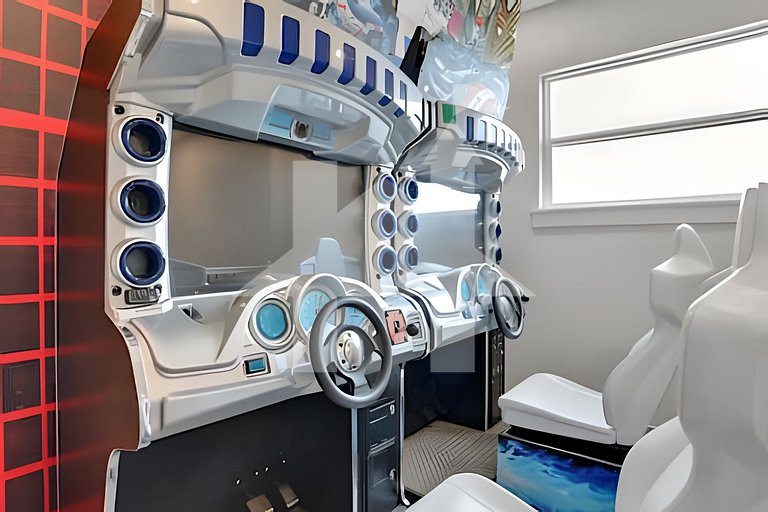 Vacation Home Near Disney, 6 bedrooms