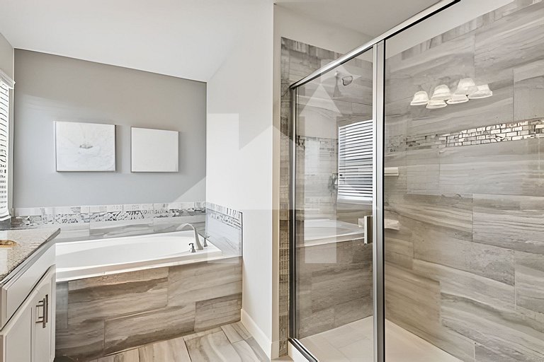 Vacation Home Near Disney, 6 bedrooms