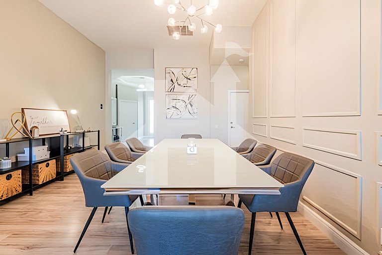 Windsor Hills 4BR Pool Home + Mario Game Room