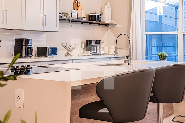 Windsor Hills 4BR Pool Home + Mario Game Room