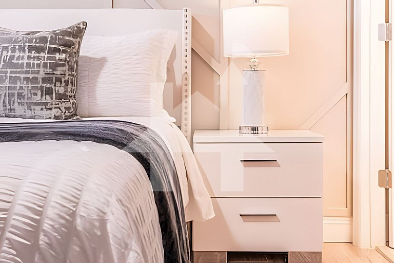 Windsor Hills 4BR Pool Home + Mario Game Room