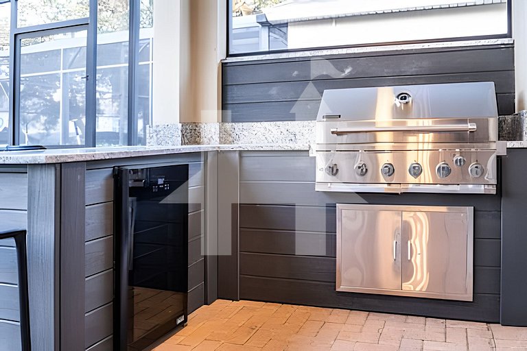 Windsor Hills 4Q c Piscina + Game Room Mario