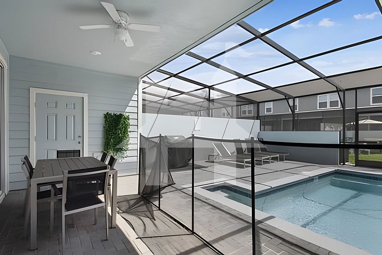 3842- Luxury brand new cozy pool townhouse