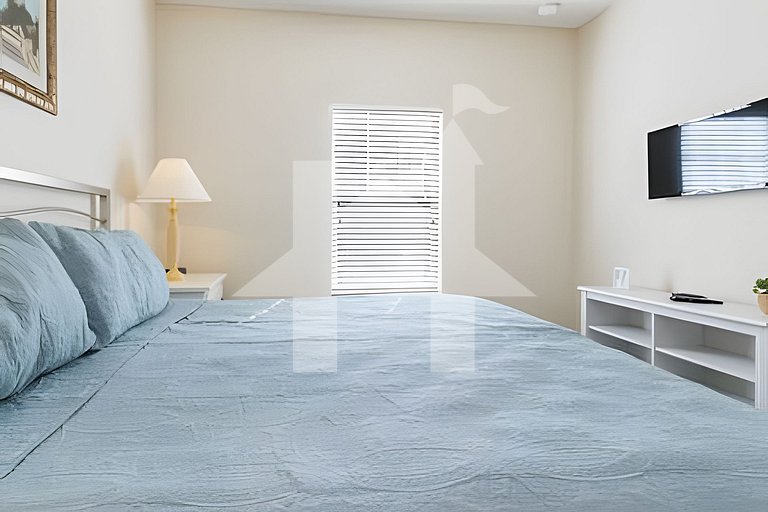 Vacation Home Near Disney, 4 bedrooms