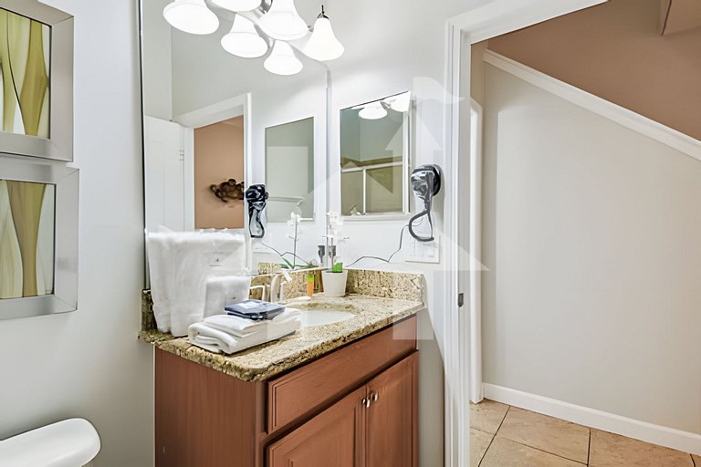 Vacation Home Near Disney, 4 bedrooms