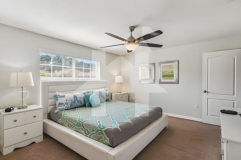 Vacation Home Near Disney, 4 bedrooms