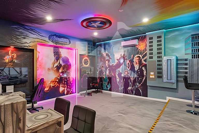 Paradiso Grande Luxury w/ Cinema, Games & Pool