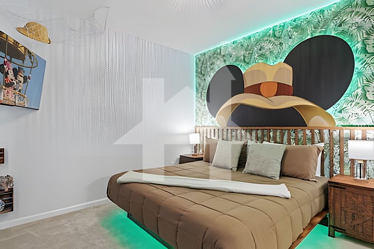 Paradiso Grande Luxury w/ Cinema, Games & Pool