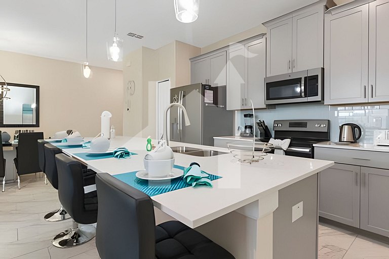 Storey Lake 4BR Townhome – 10min to Disney