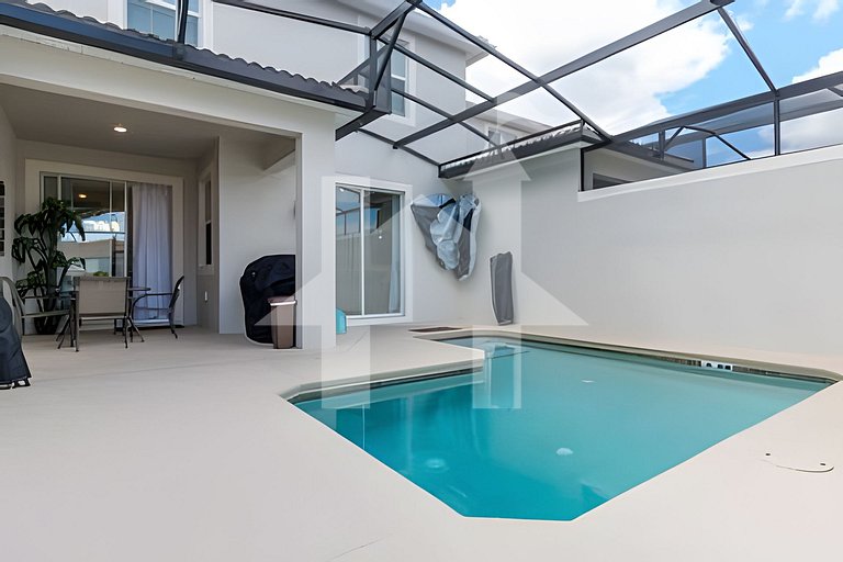 Vacation Home Near Disney, 4 bedrooms